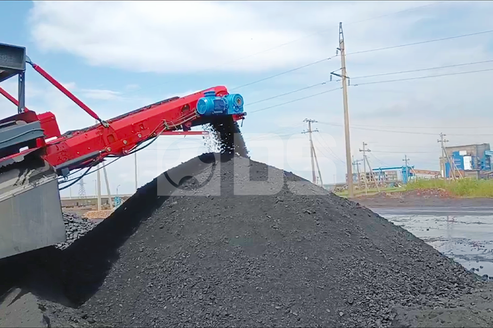 TRACKED IMPACT CRUSHER FOR COAL